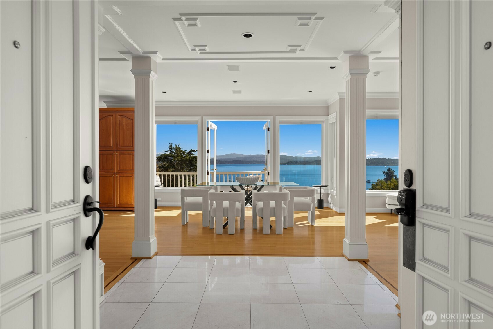 Property Photo: 640 Hillside Drive E WA 98112