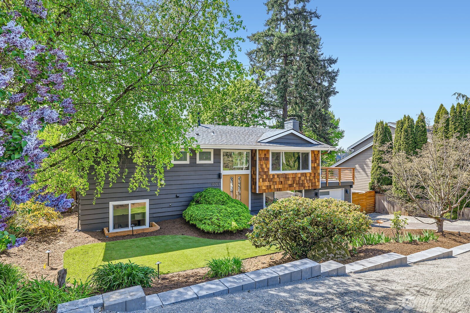 Property Photo: 10201 NE 198th Street WA 98011