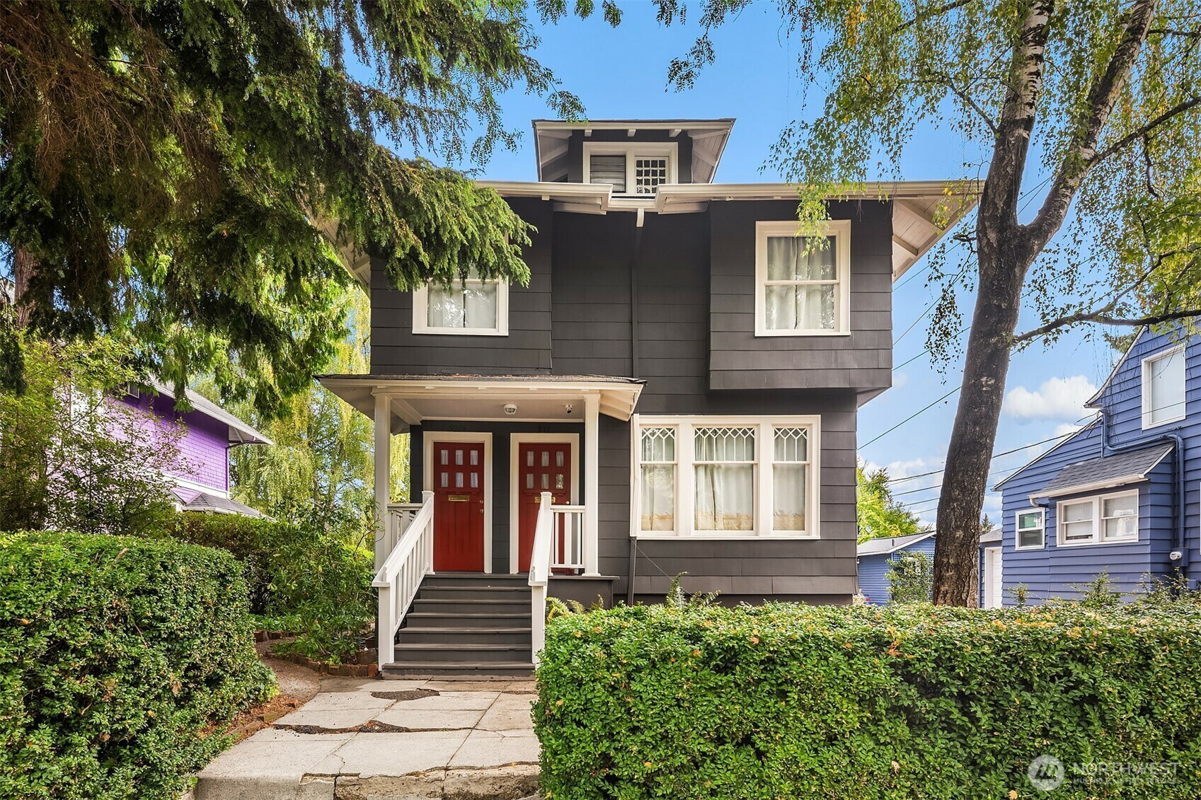 Property Photo: 914 23rd Avenue E WA 98112