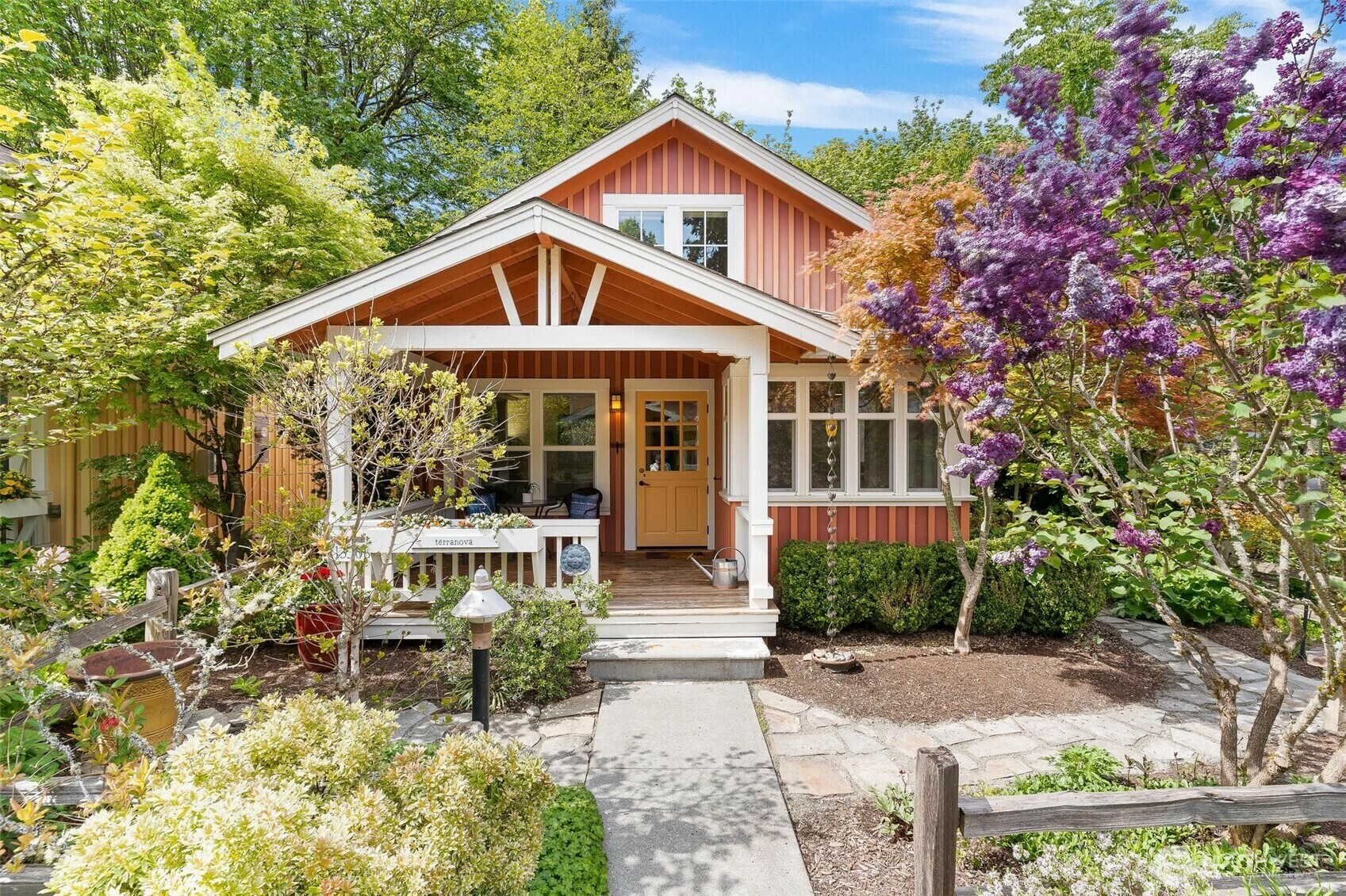 Property Photo: 13308 NE 111th Court 2 WA 98052