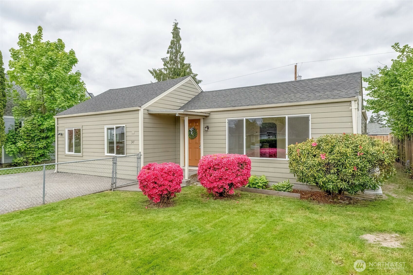 Property Photo: 347 Colorado Street WA 98632