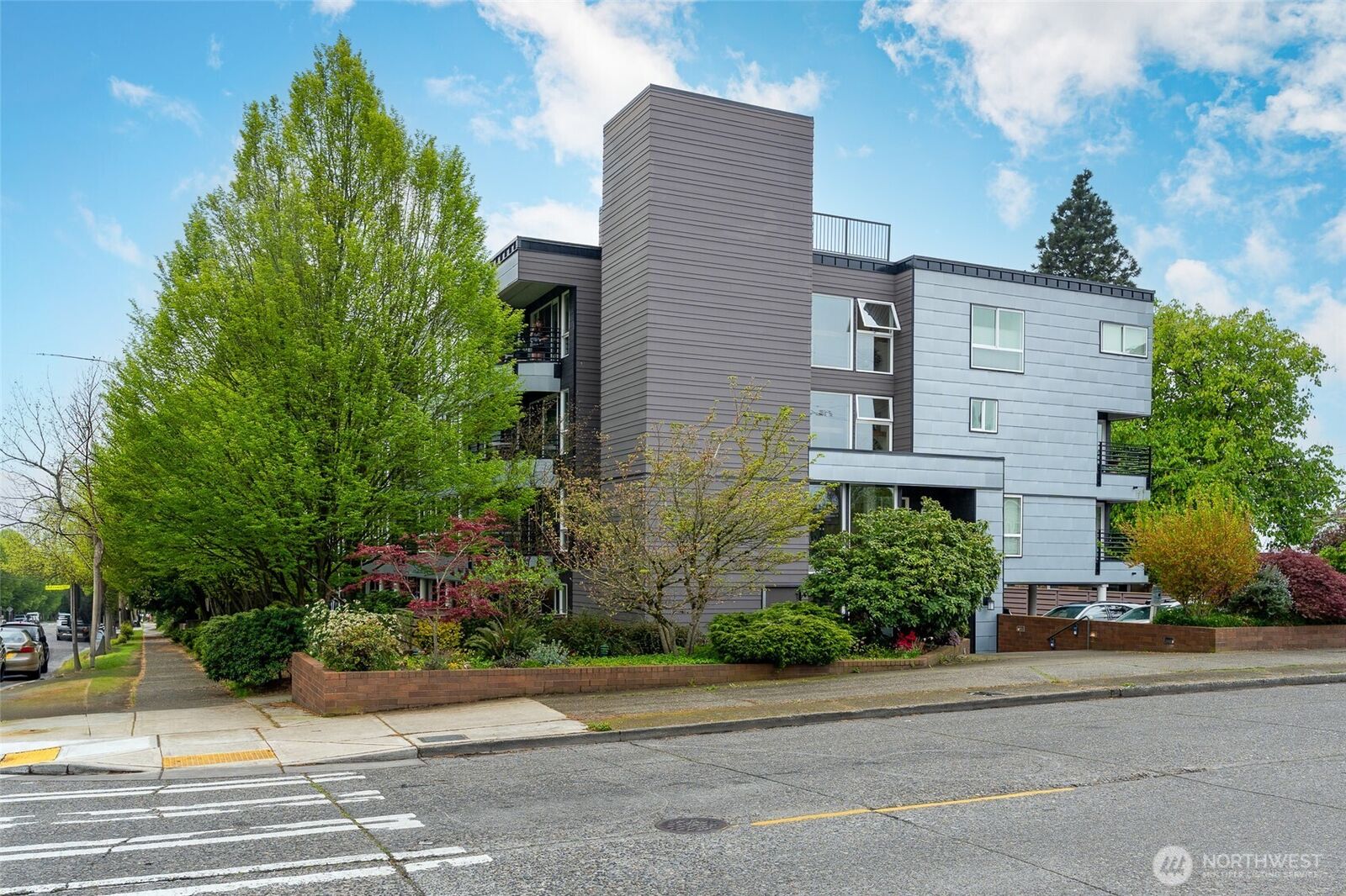 Property Photo:  3501 SW Holden Street 304  WA 98126 