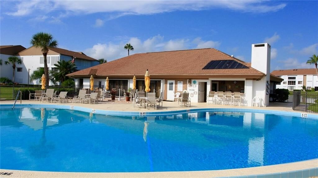 Property Photo: 6155 S Mirror Lake Drive 309 FL 32958