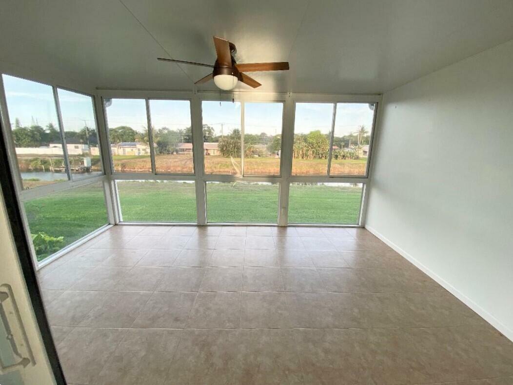 Property Photo: 1120 Mahogany Way 203 FL 33445