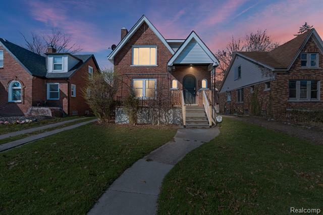 Property Photo: 5033 Grayton Street MI 48224