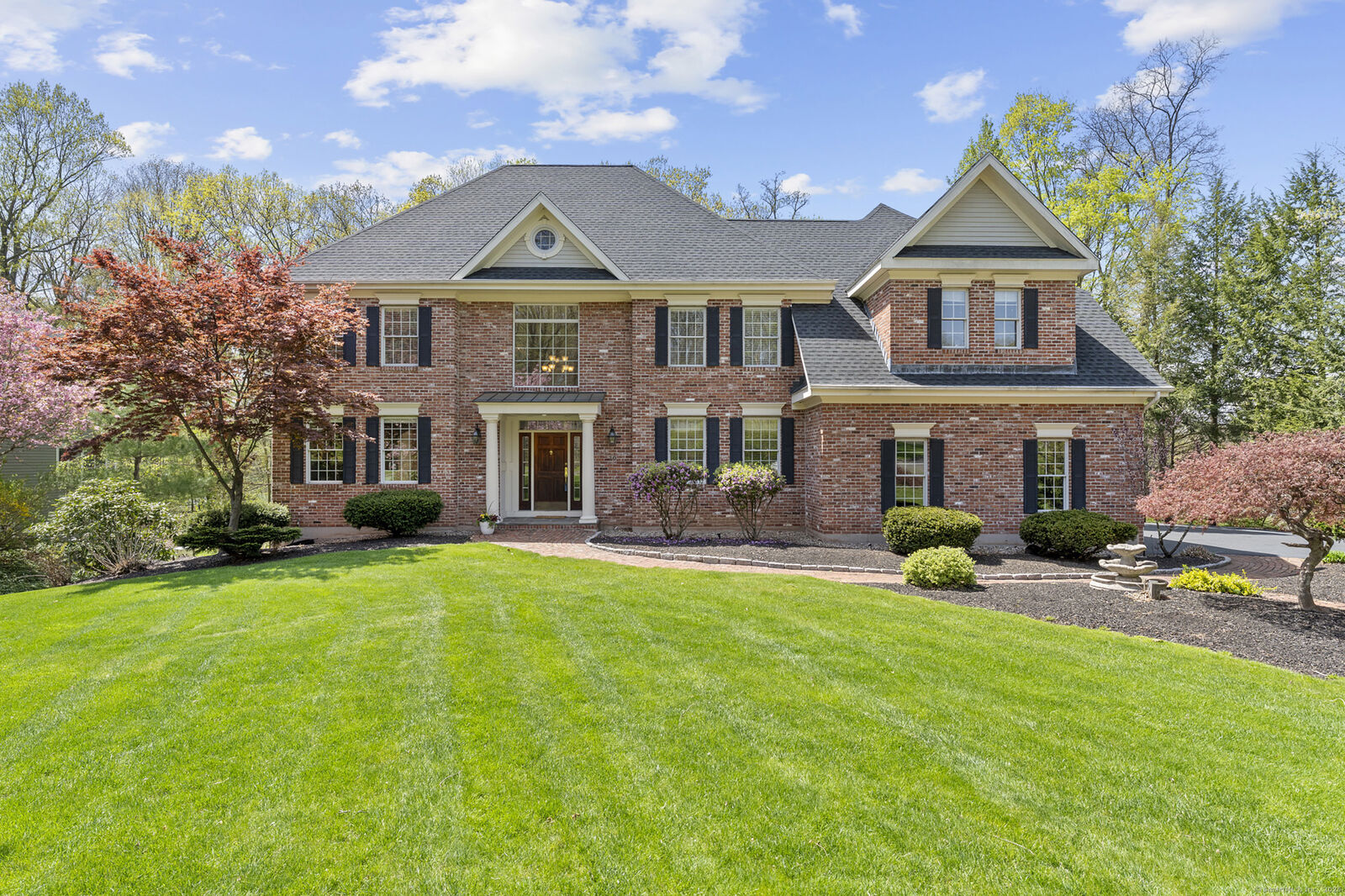 Property Photo:  10 Morgan Place  CT 06085 