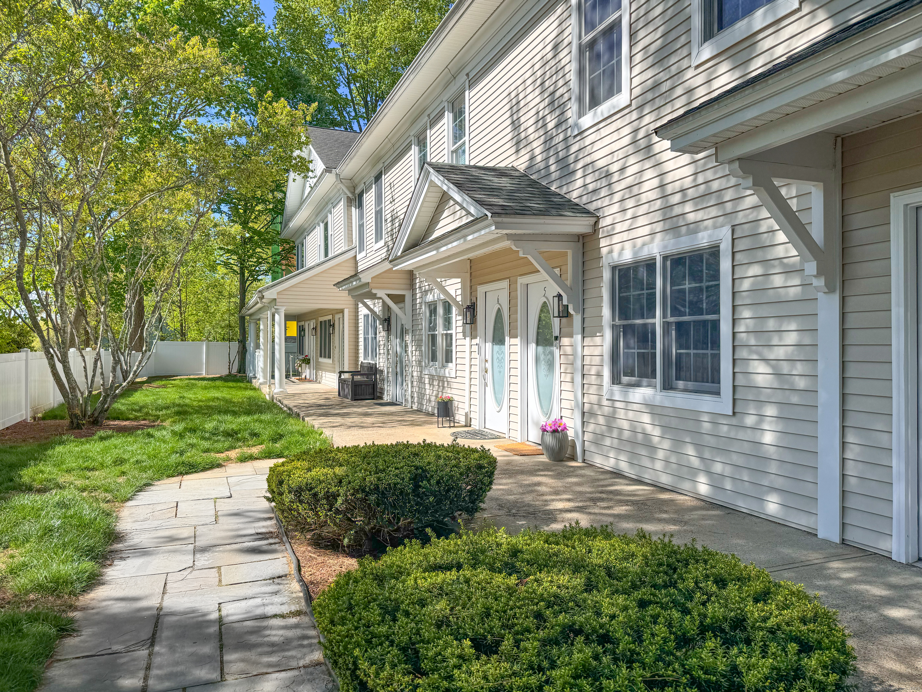 Property Photo: 20 Cross Street 5 CT 06880