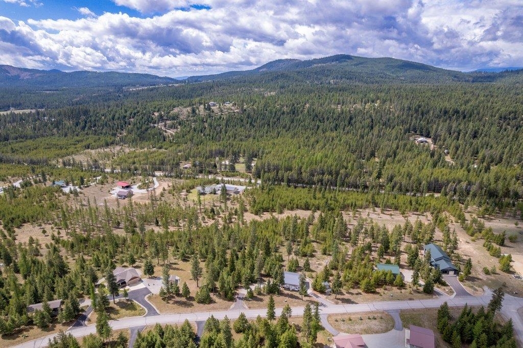 Property Photo: 362 Panorama Dr WA 99156