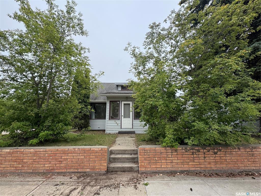 Property Photo:  240 3rd Avenue E  SK S0L 2V0 