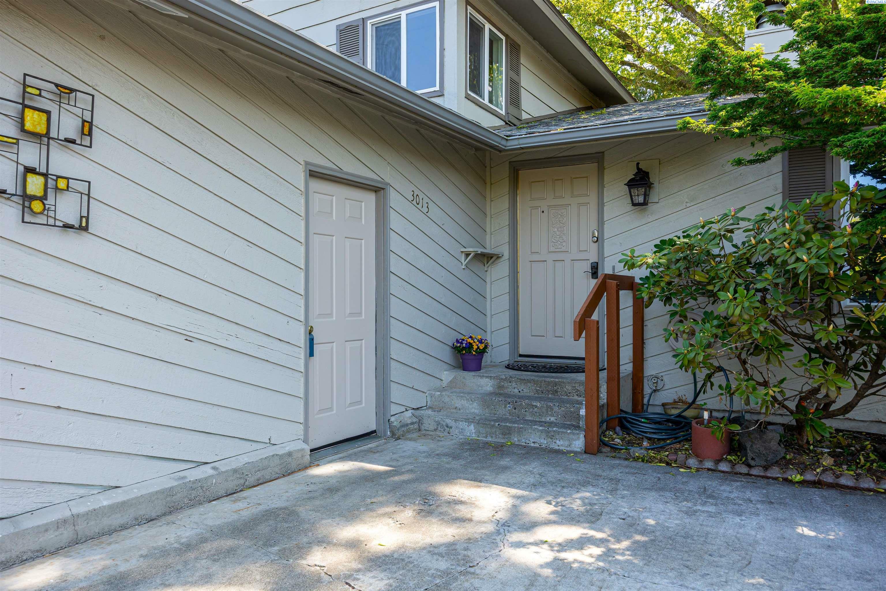 Property Photo: 3013 Road 84 WA 99301-1621