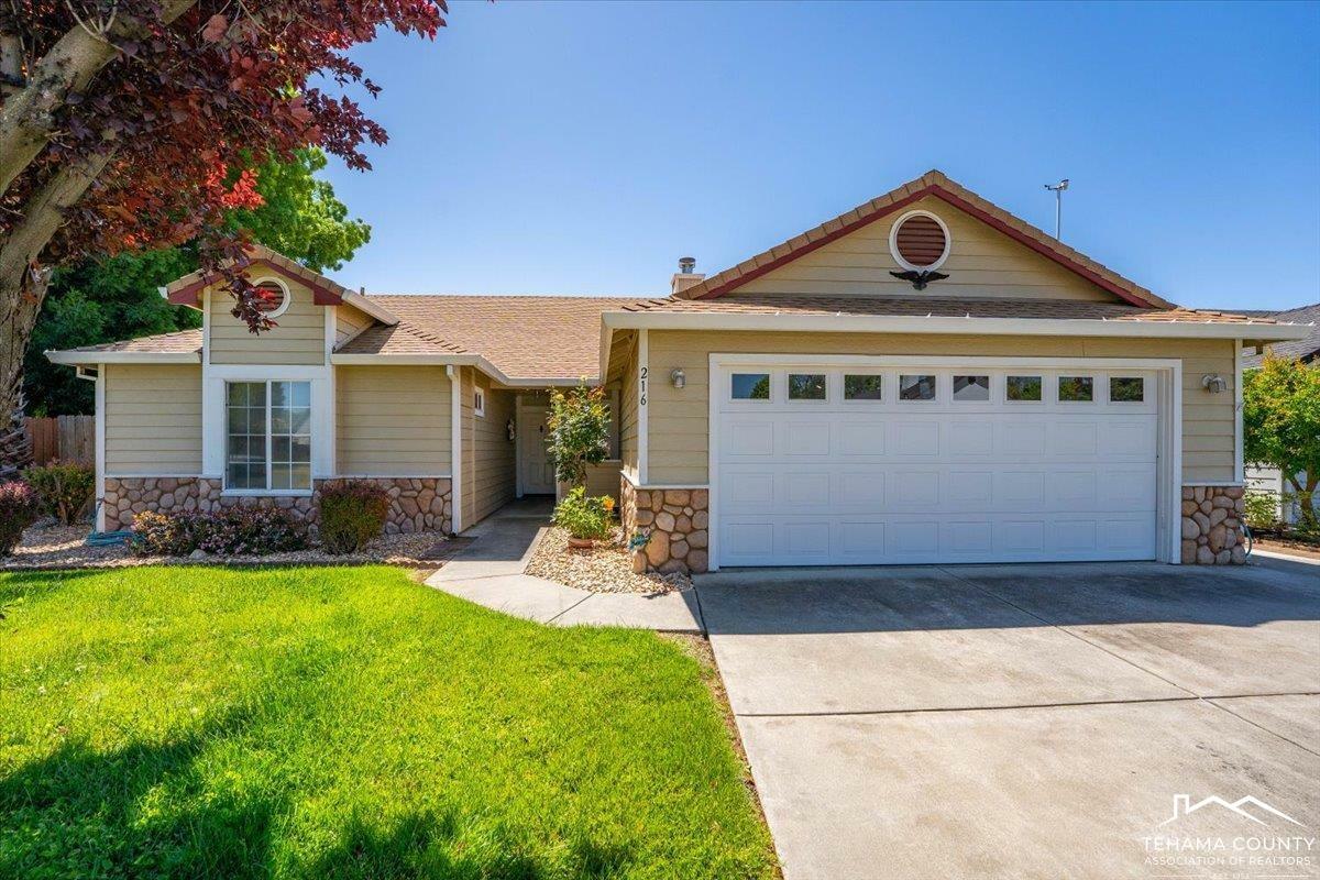Property Photo: 216 Aspen Way CA 96080