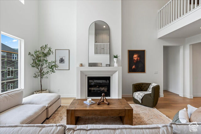 Property Photo: 242 W Hillcrest Dr 6 UT 84660