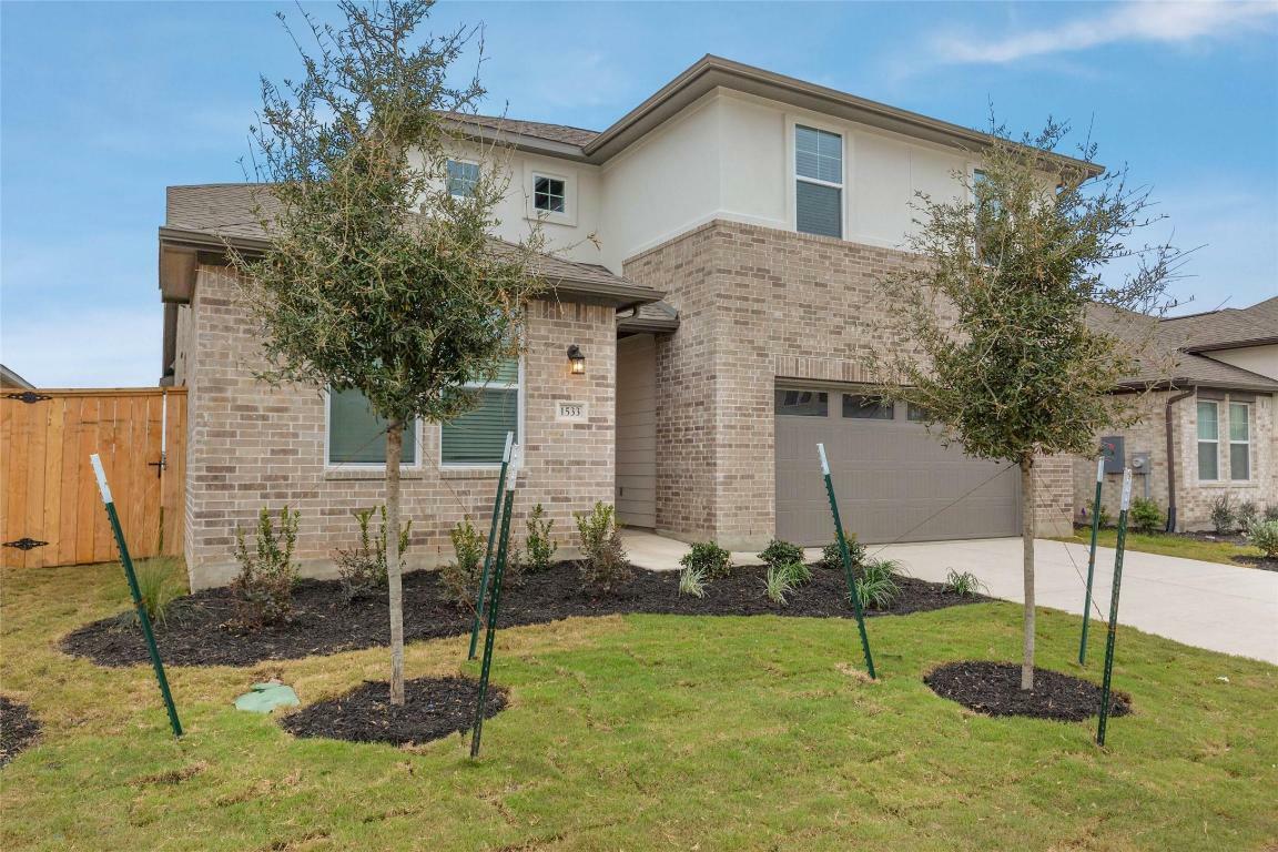 Property Photo: 1533 Sawmill Crossing TX 78665