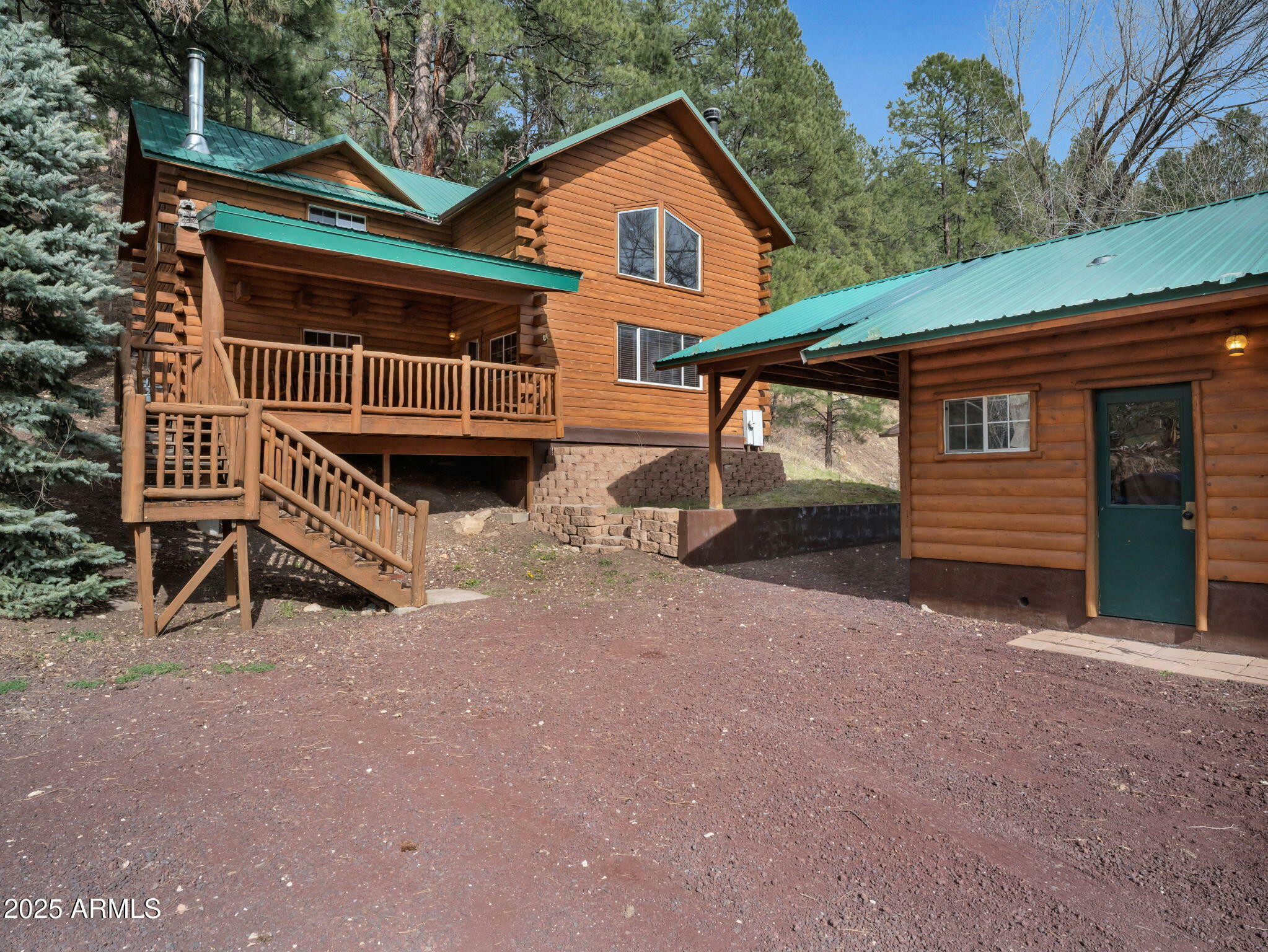 Property Photo: 3107 Round Rock Ovi -- AZ 86005