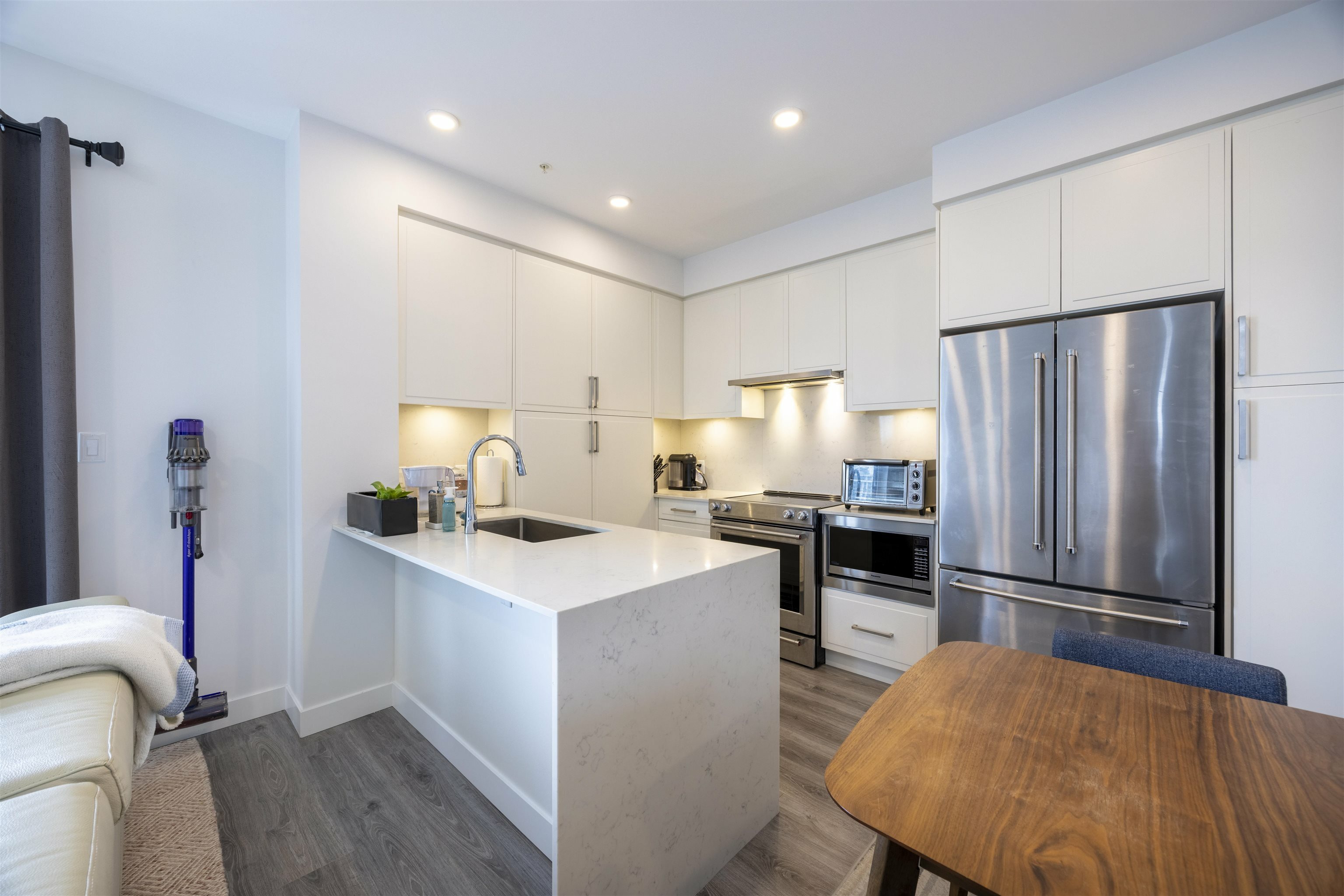 Property Photo: 700 Clarke Road 606 BC V3J 0K5