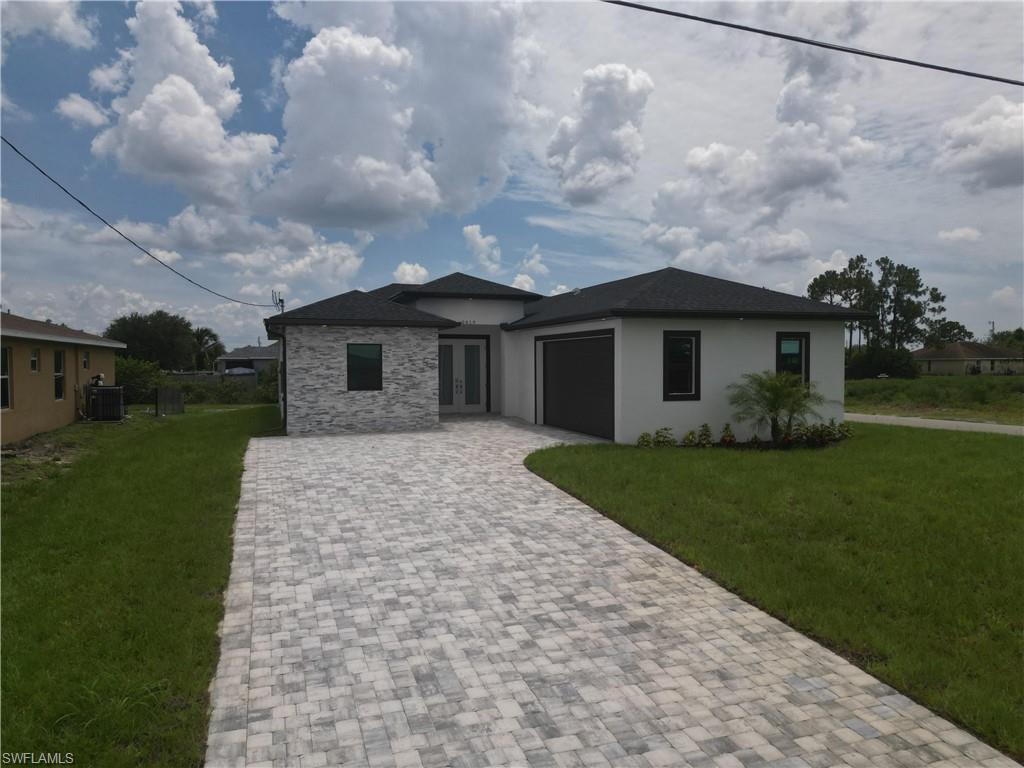 2619 15th St SW  Lehigh Acres FL 33976 photo