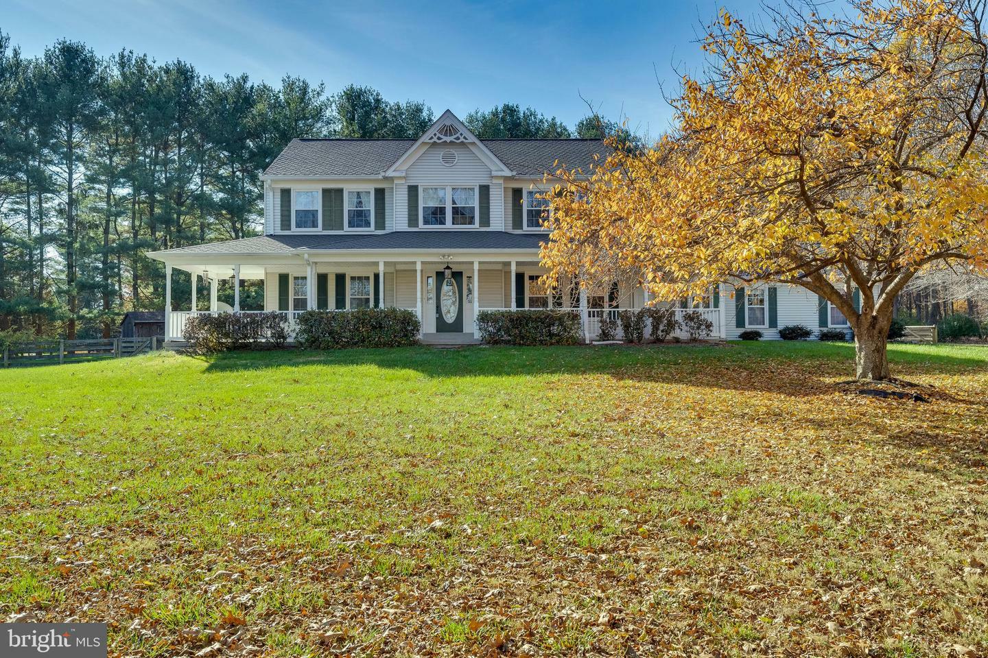 Property Photo: 25200 Woodfield School Road MD 20882