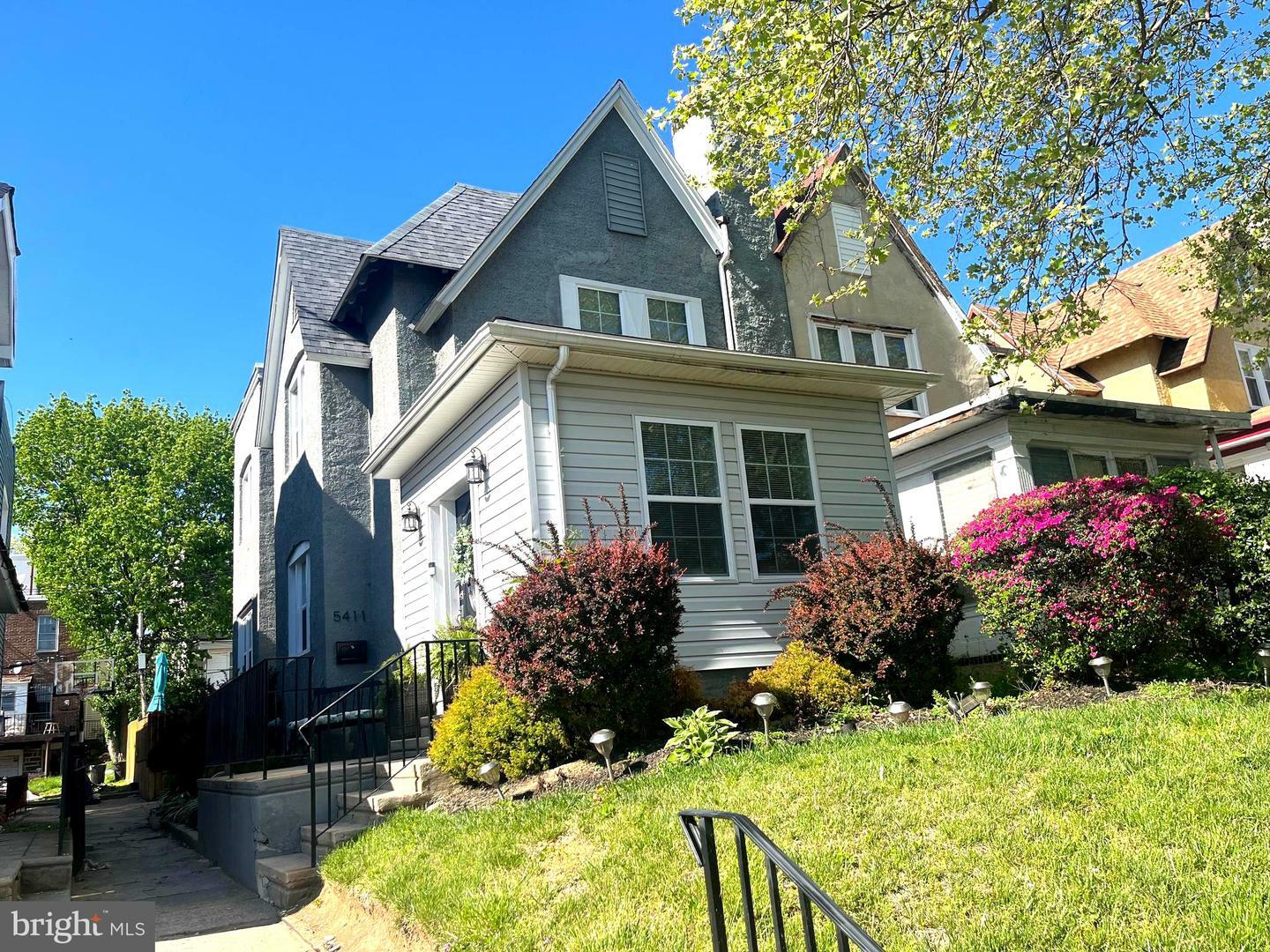 5411 Gainor Road  Philadelphia PA 19131 photo