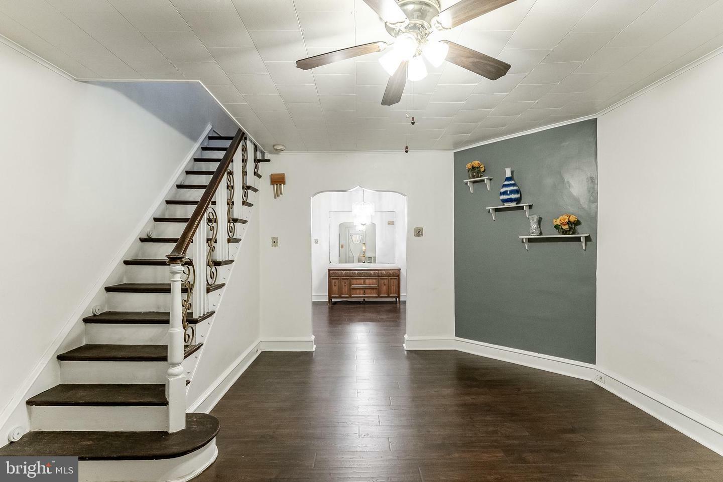 Property Photo: 6027 N Mascher Street PA 19120