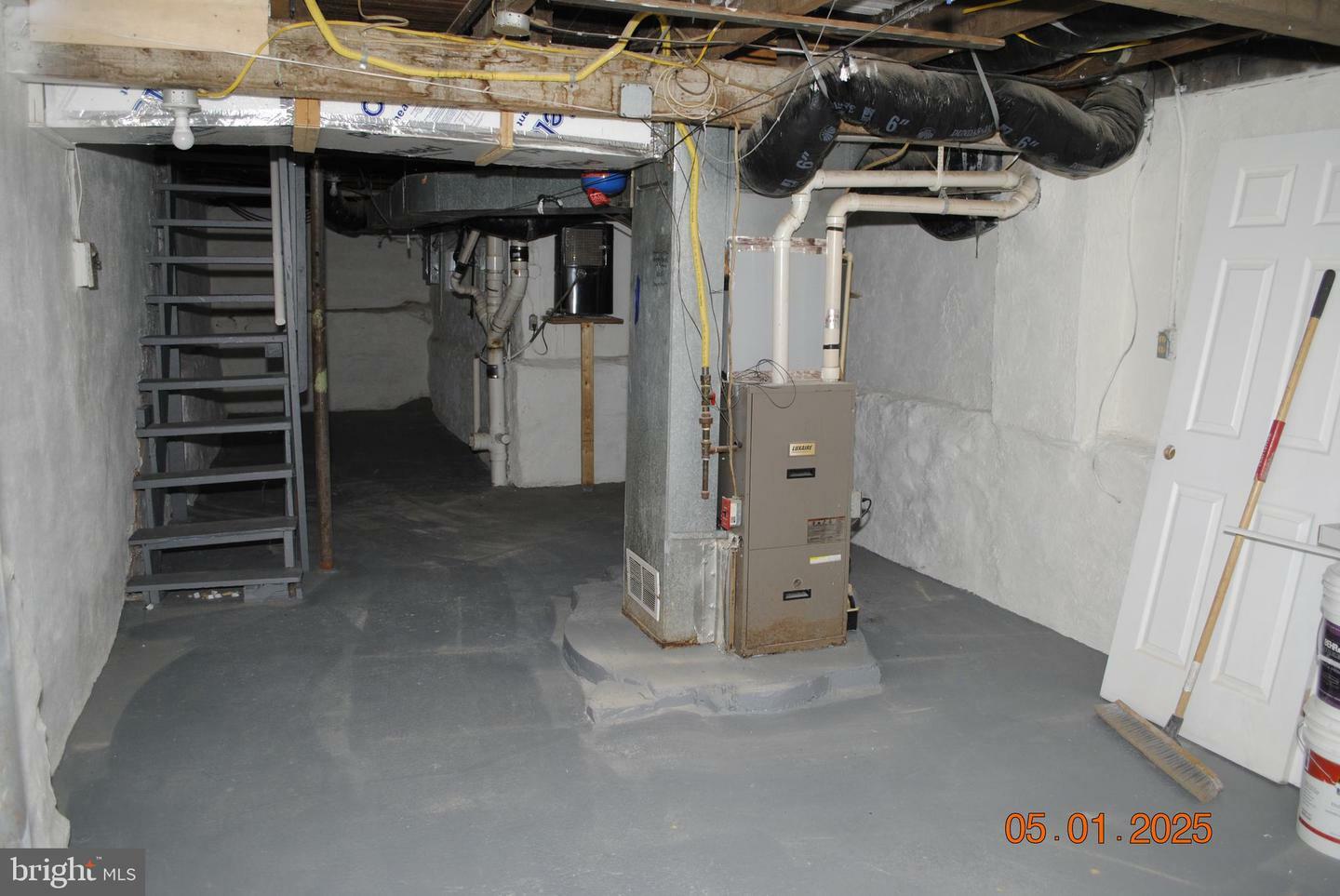 Property Photo: 816 S Beaver Street PA 17403