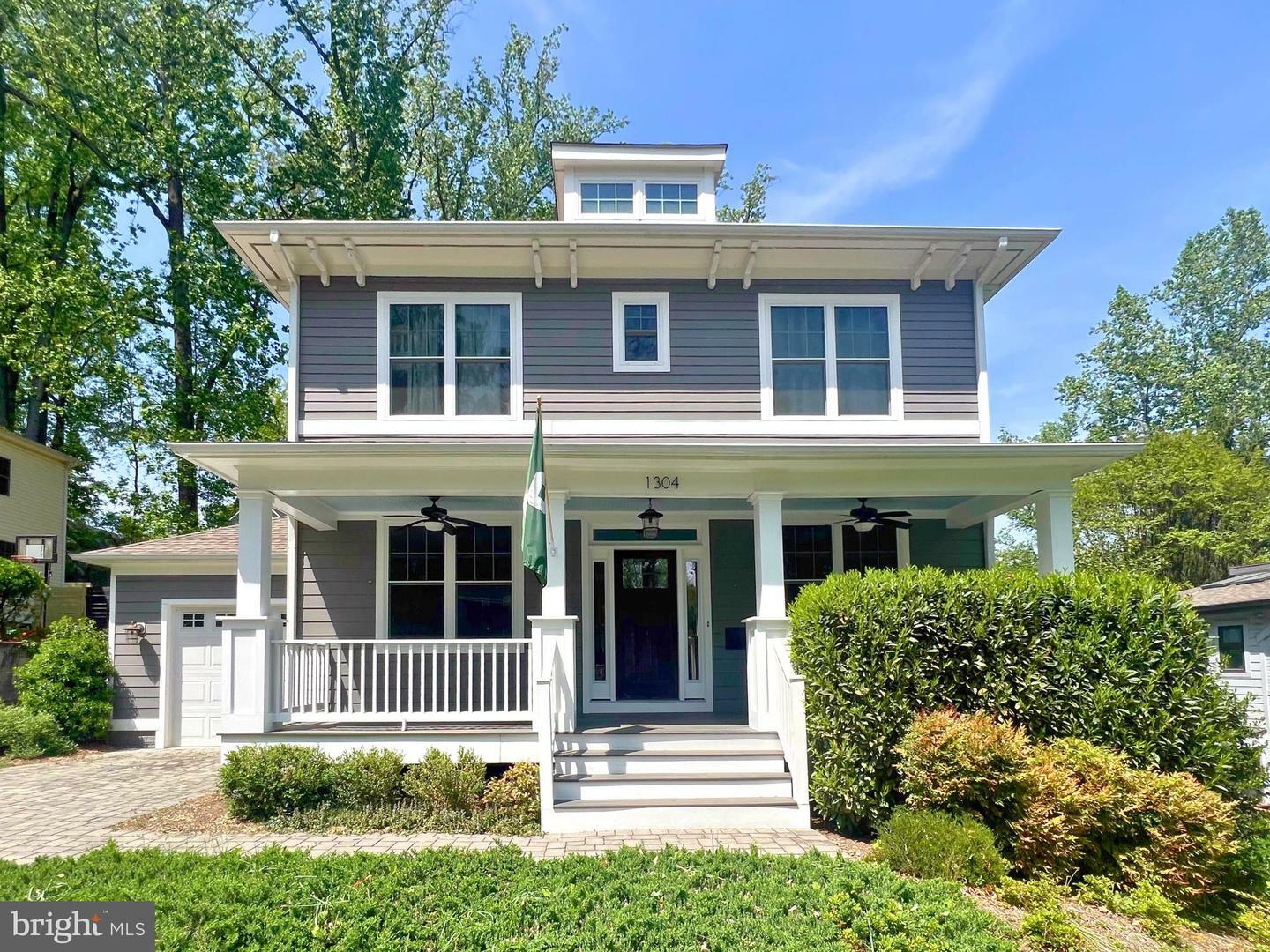 Property Photo: 1304 Tracy Place VA 22046