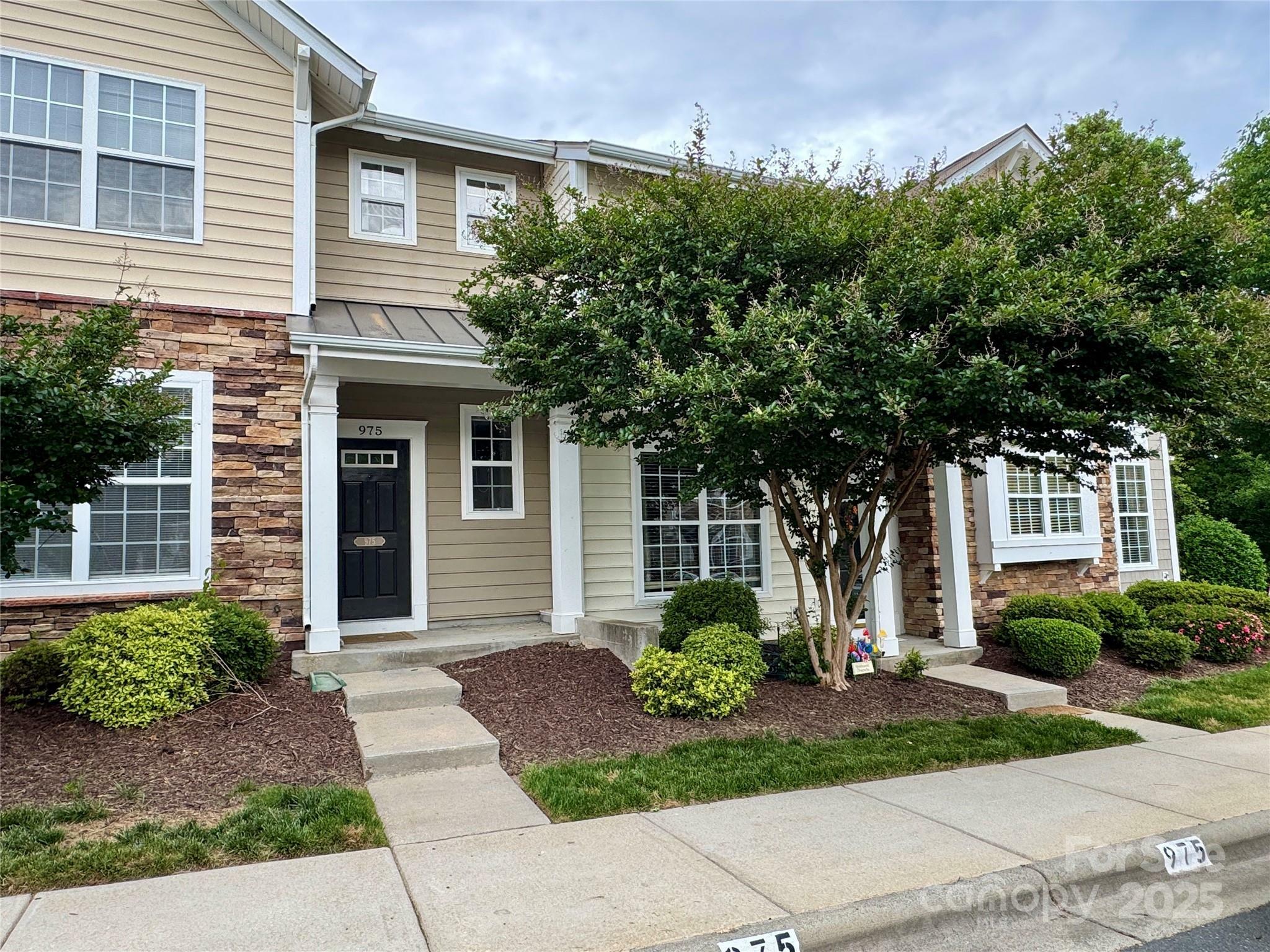 Property Photo: 975 Copperstone Lane SC 29708