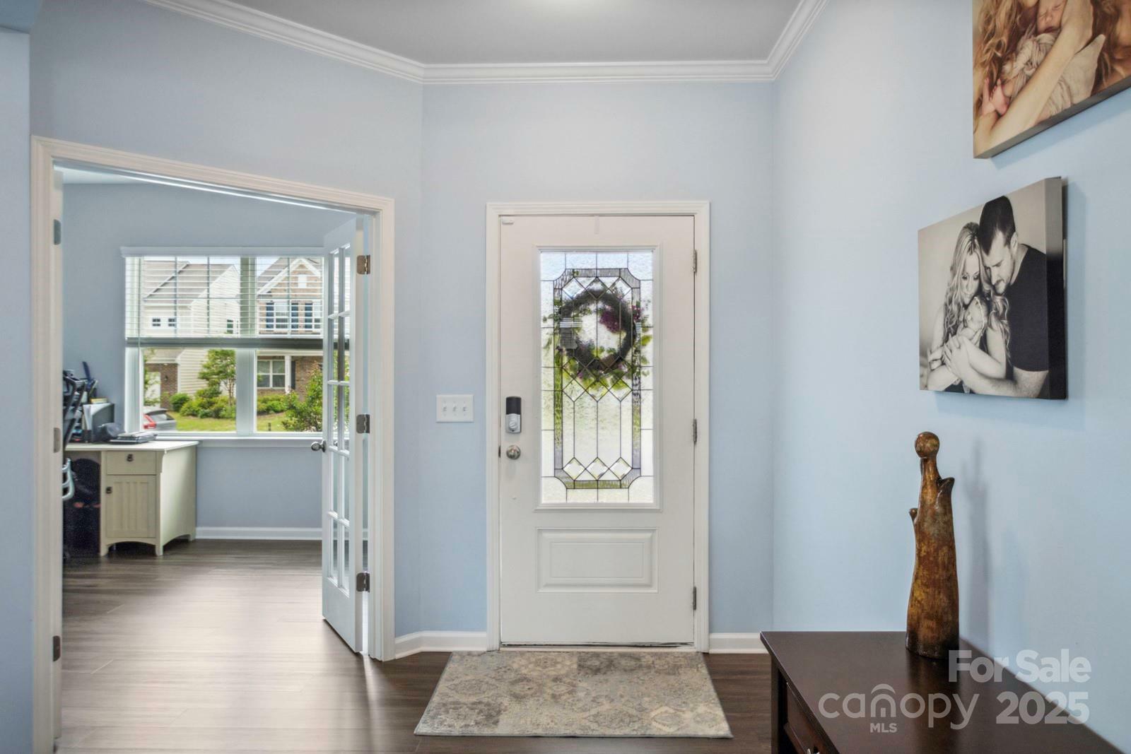 Property Photo: 16038 Harbor Hill Drive NC 28273