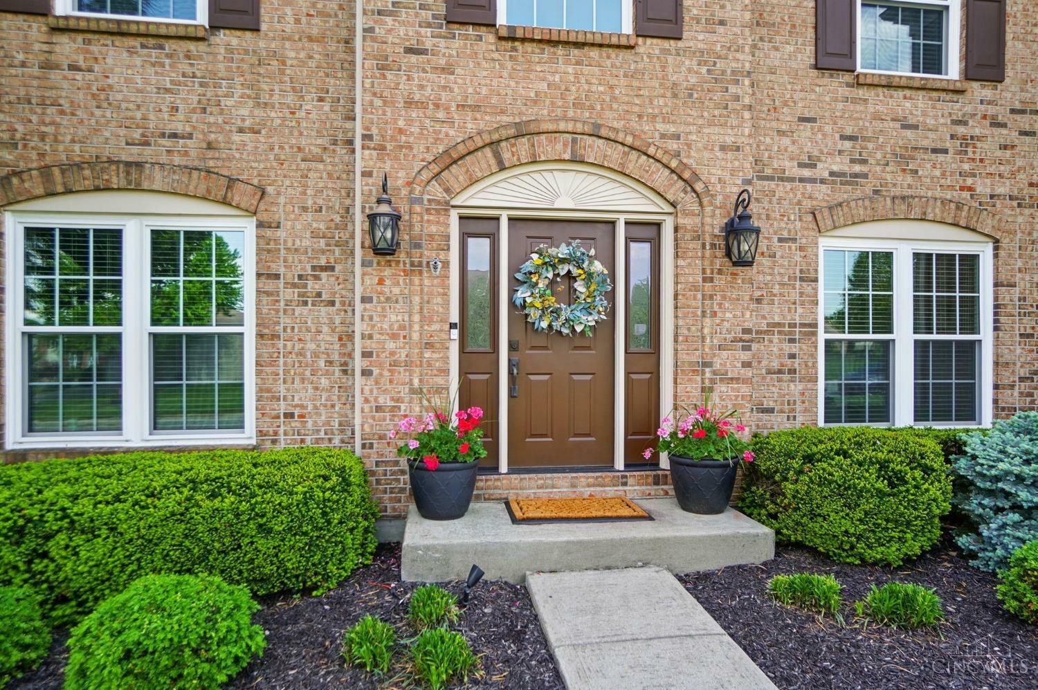 Property Photo: 6187 Hedgerow Drive OH 45069