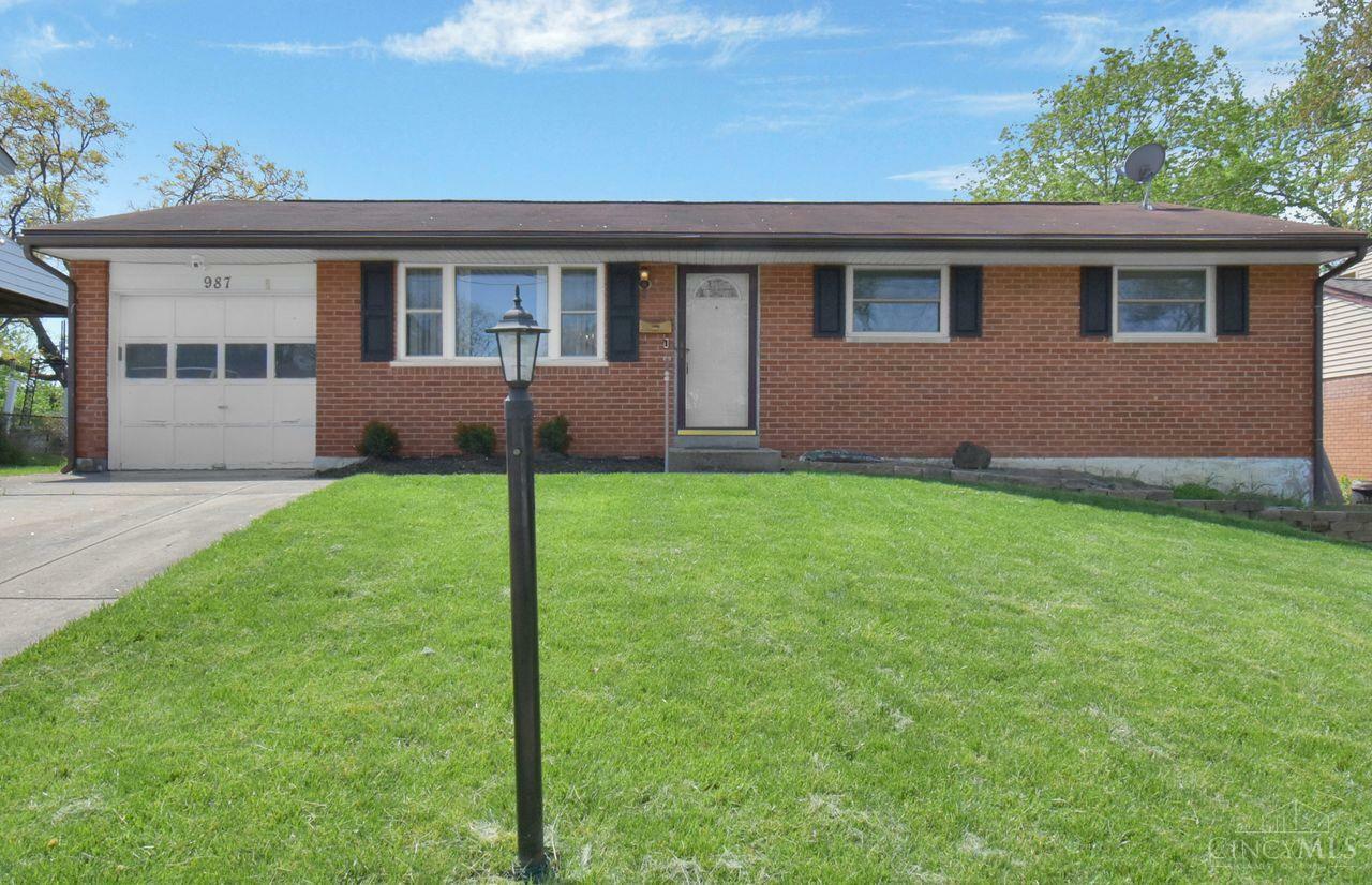 Property Photo: 987 Glasgow Drive OH 45240