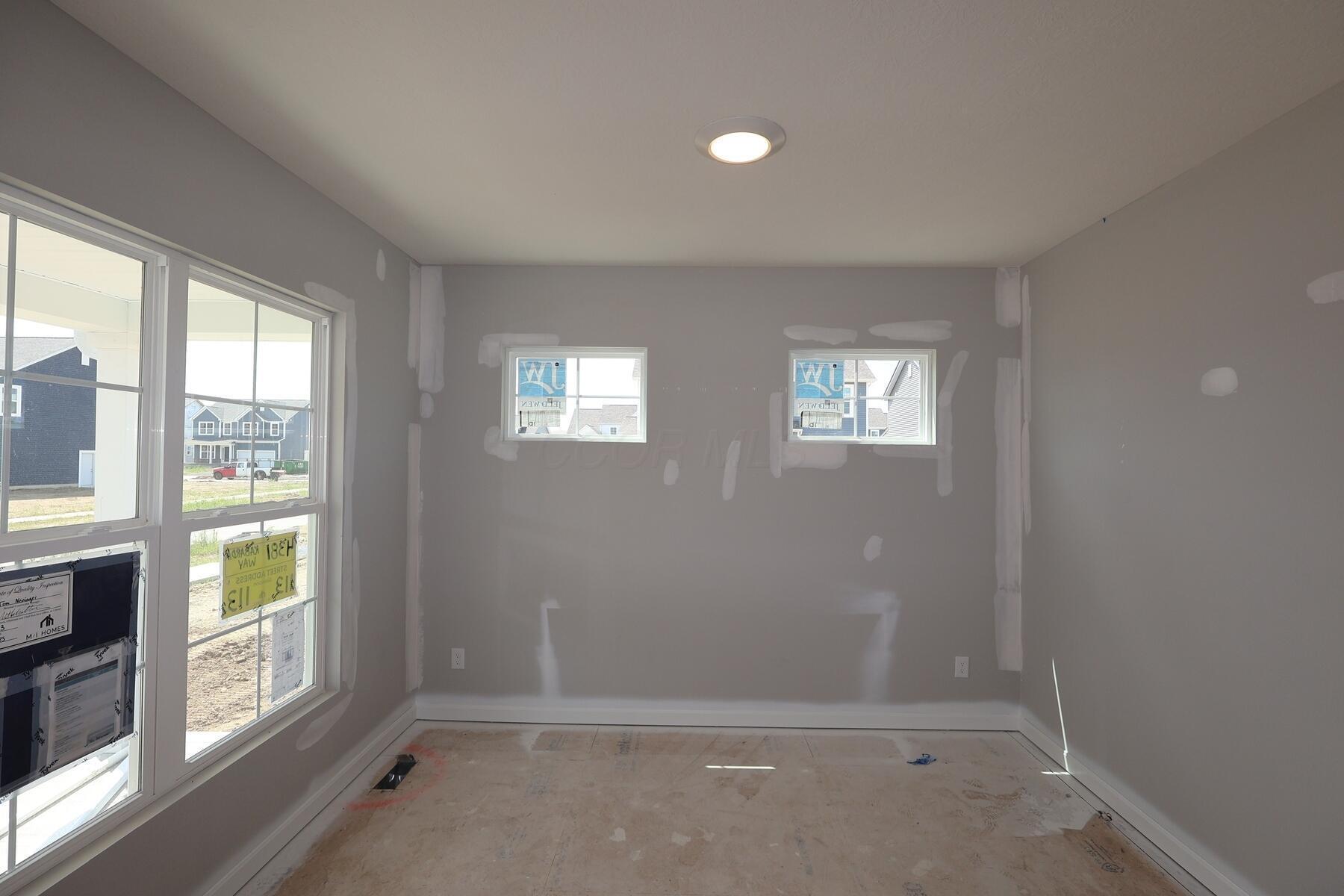 Property Photo: 4381 Kabarda Way OH 43026
