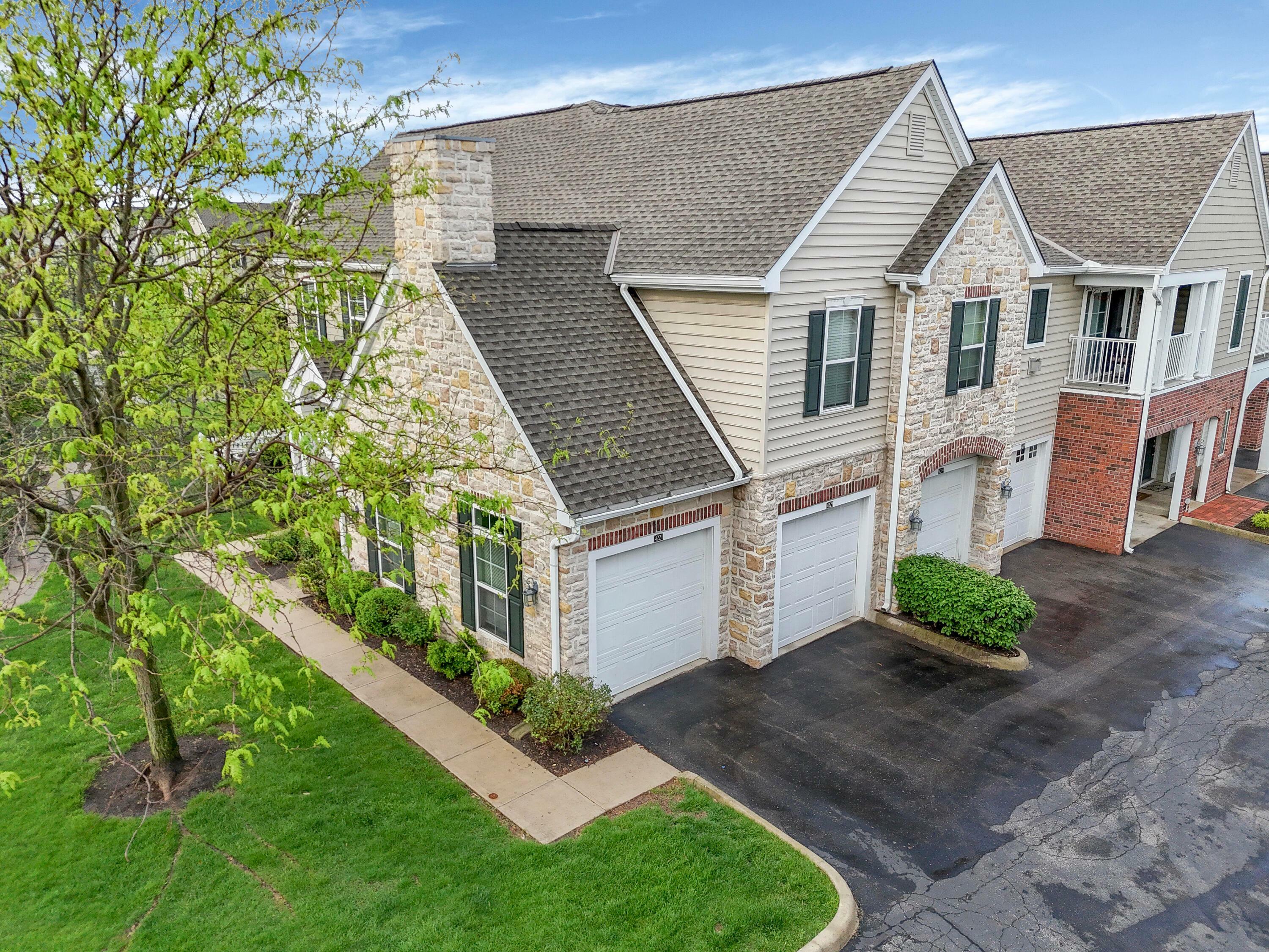Property Photo: 4221 Colister Drive OH 43016