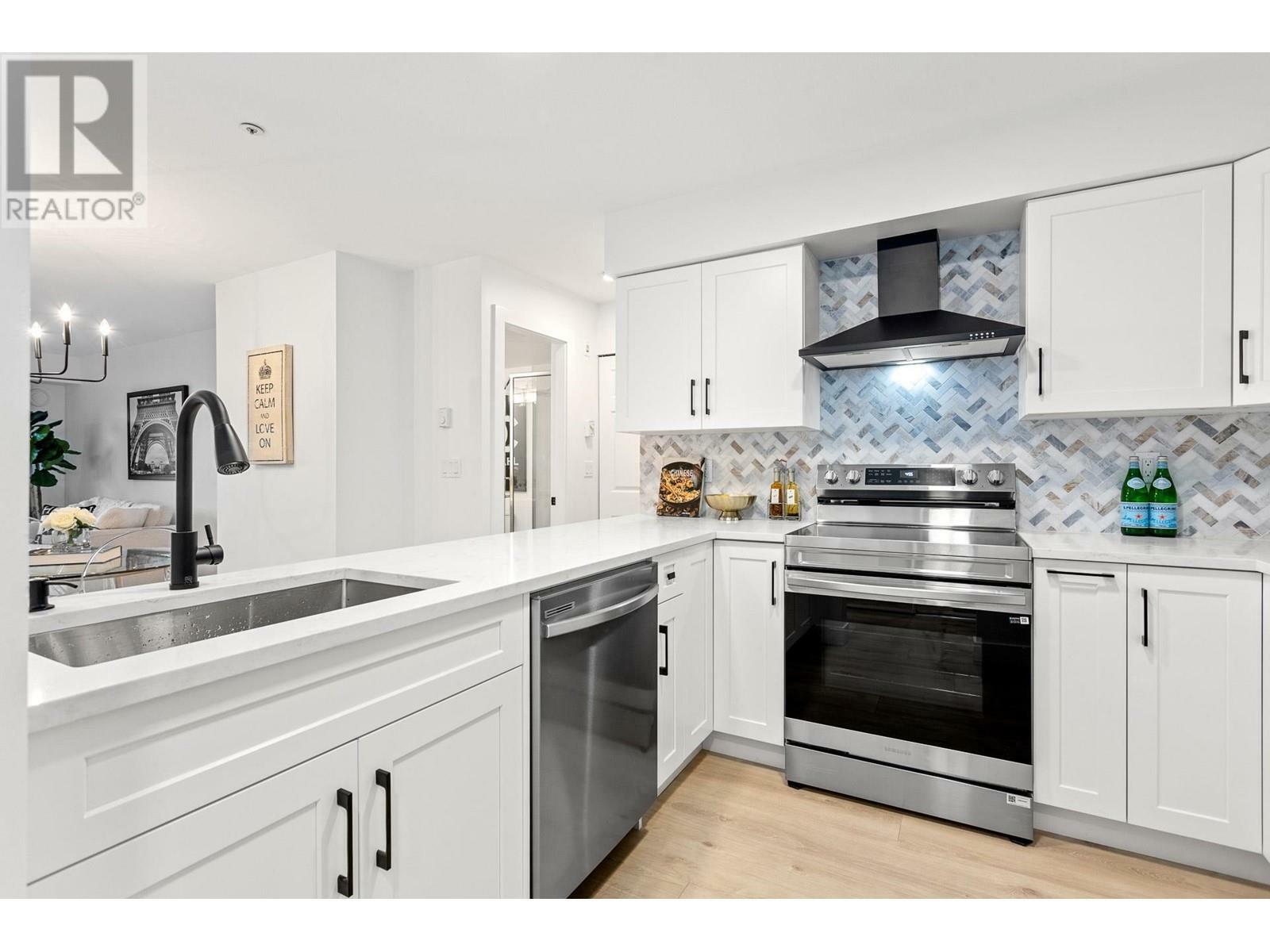 Property Photo: 1570 Prairie Avenue 203 BC V3B 1T4