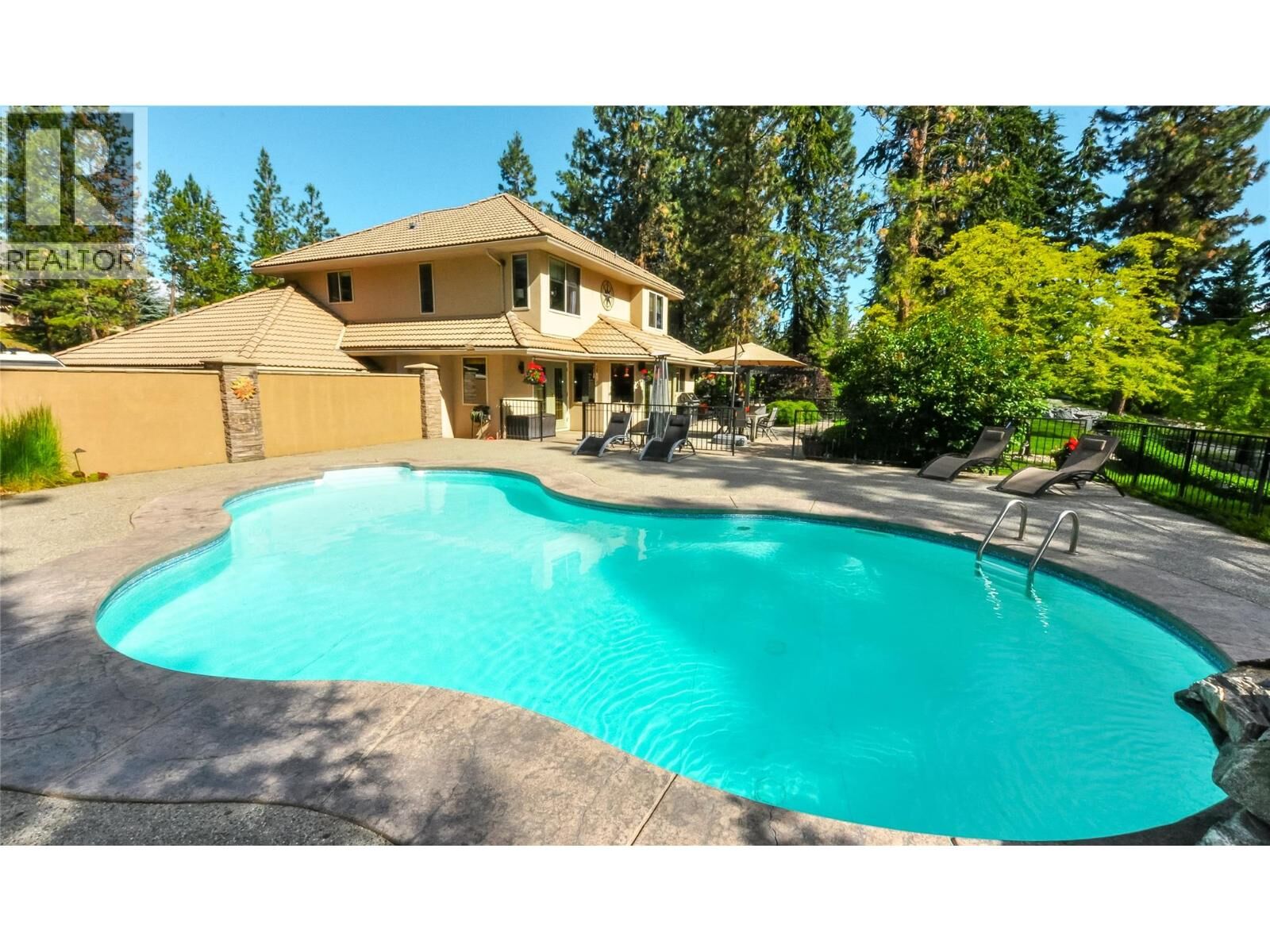 Property Photo:  4163 Mahonia Drive South  BC V1W 4T1 