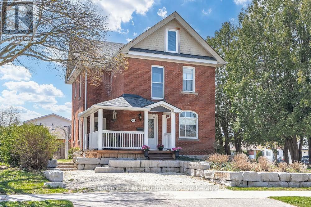 439 Birch Street  Collingwood ON L9Y 2W4 photo