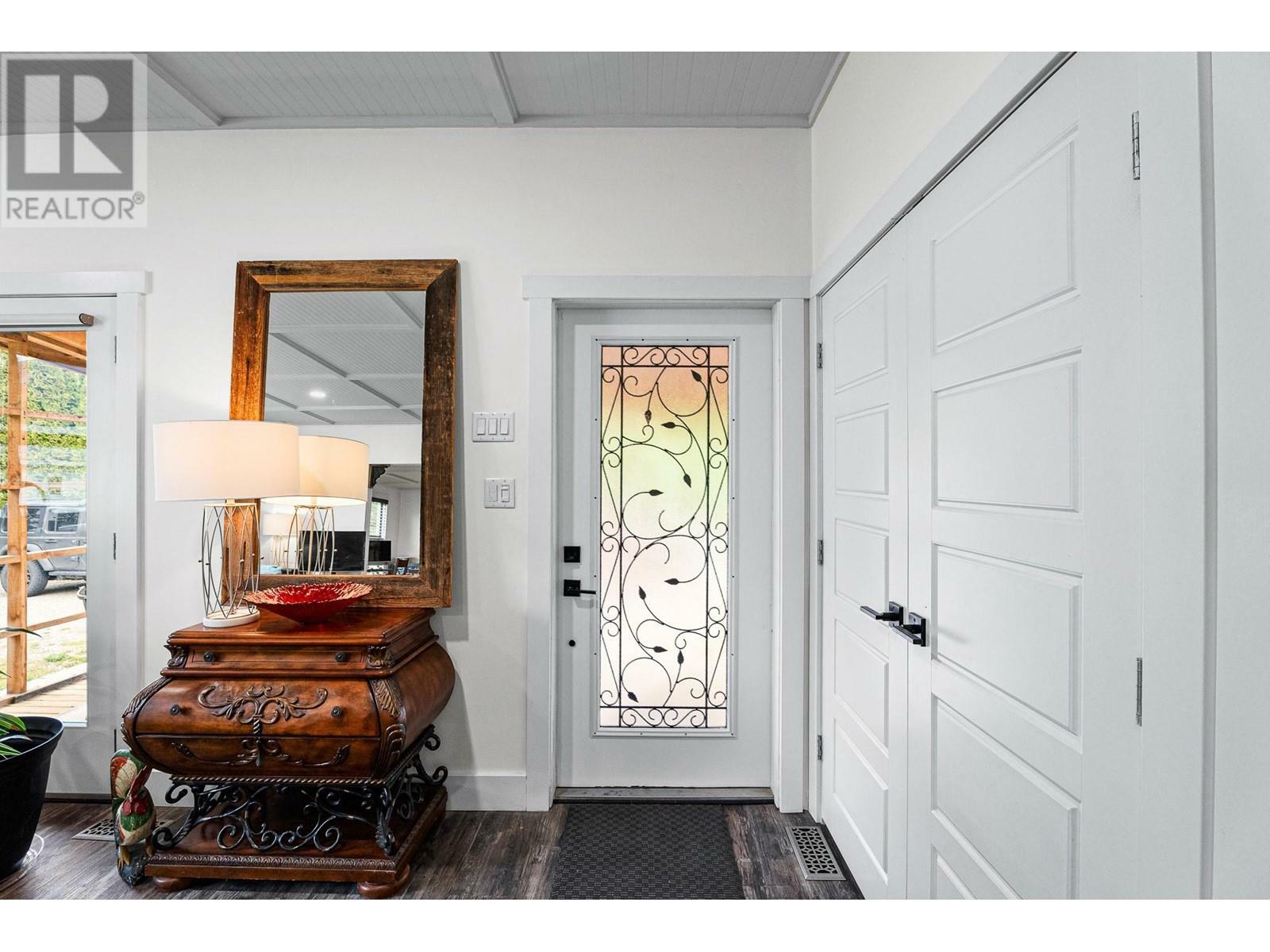 Property Photo: 2352 Aberdeen Road BC V0K 1Y0