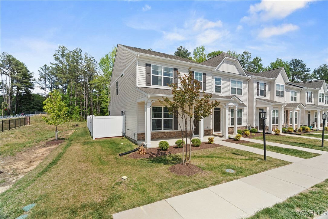 Property Photo: 8302 Scott Commons Drive VA 23227