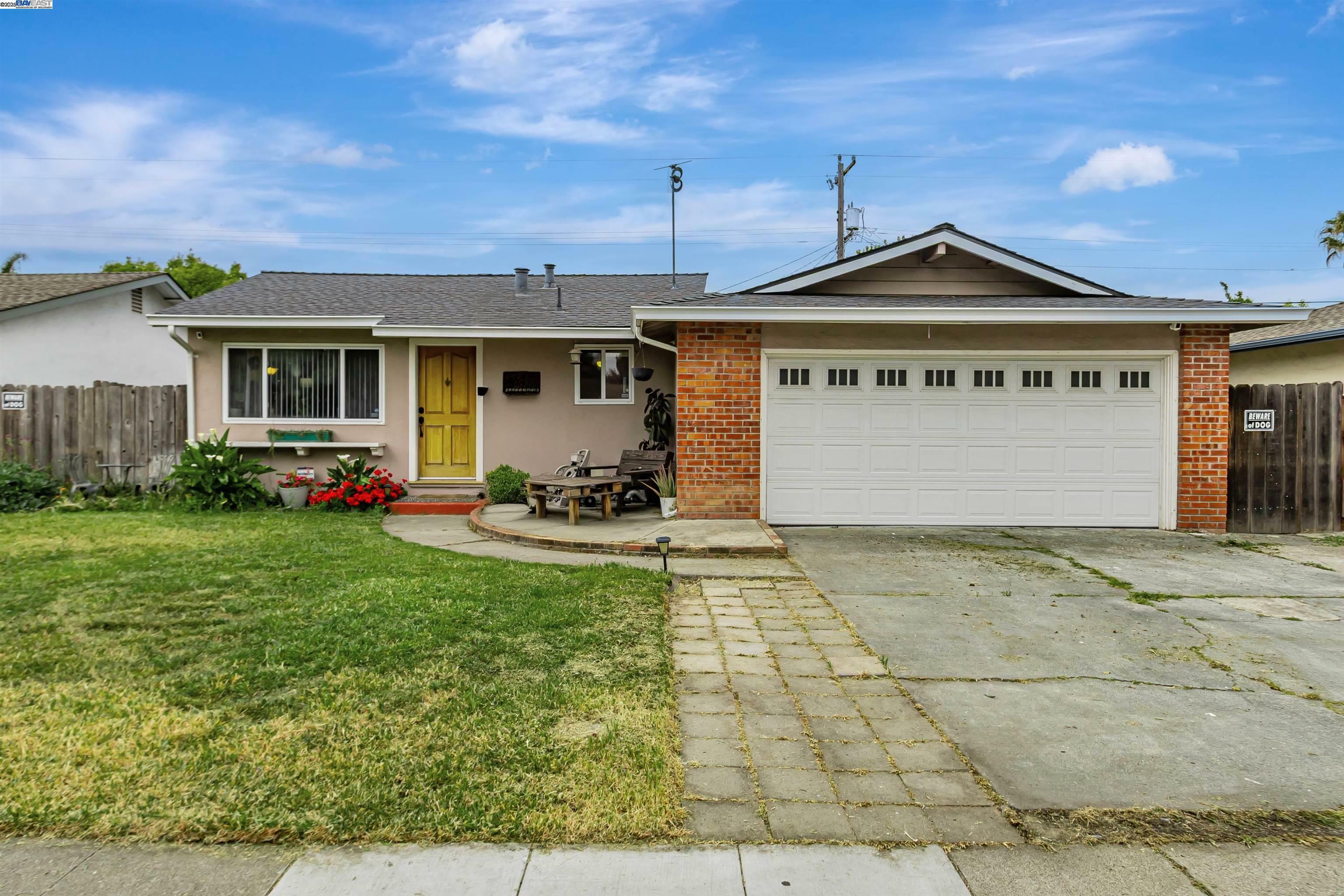 Property Photo: 4975 Roeder Road CA 95111