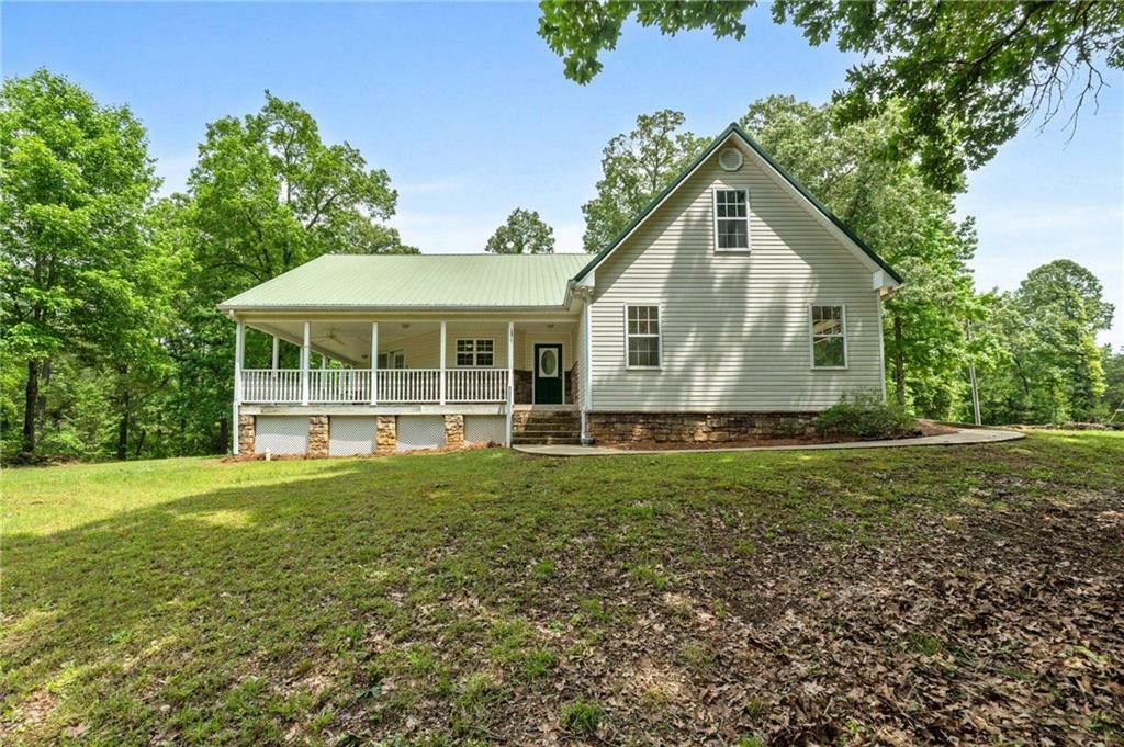 Property Photo: 204 Lunsford Road GA 30233