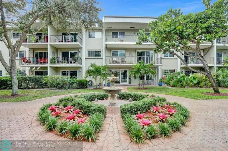 Property Photo: 3000 NE 5th Ter 309A FL 33334