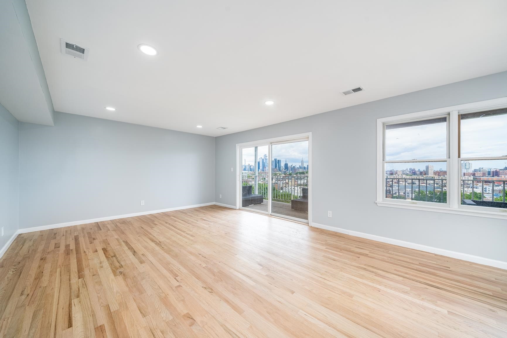 Property Photo: 352 Ogden Ave 2 NJ 07307