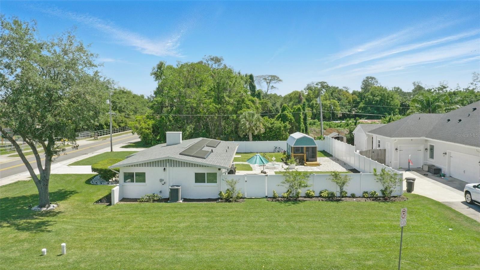 Property Photo: 1325 McNeil Road FL 32714