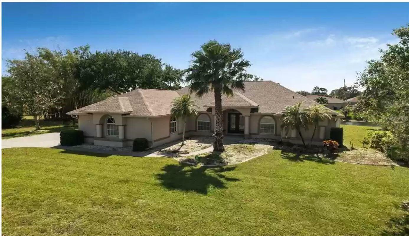 Property Photo: 838 Boundary Boulevard FL 33947