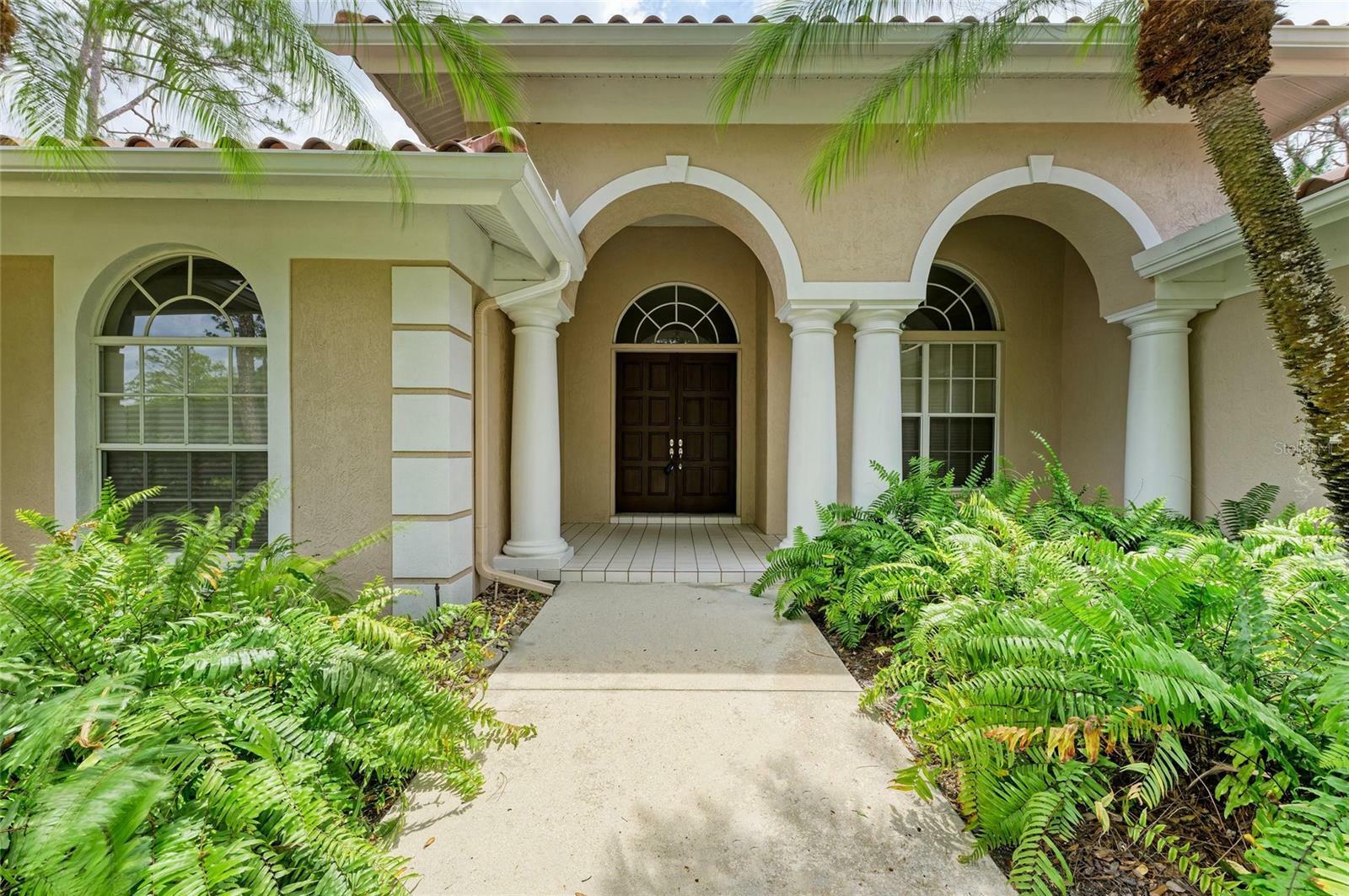 Property Photo: 5533 Ashley Parkway FL 34241