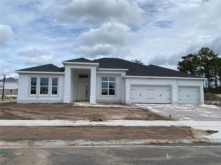 Property Photo: 960 Hawksnest Point FL 32765