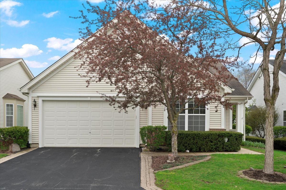 Property Photo: 13107 Birmingham Court IL 60083
