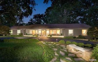 Property Photo: 7 Dogwood Lane MO 63124