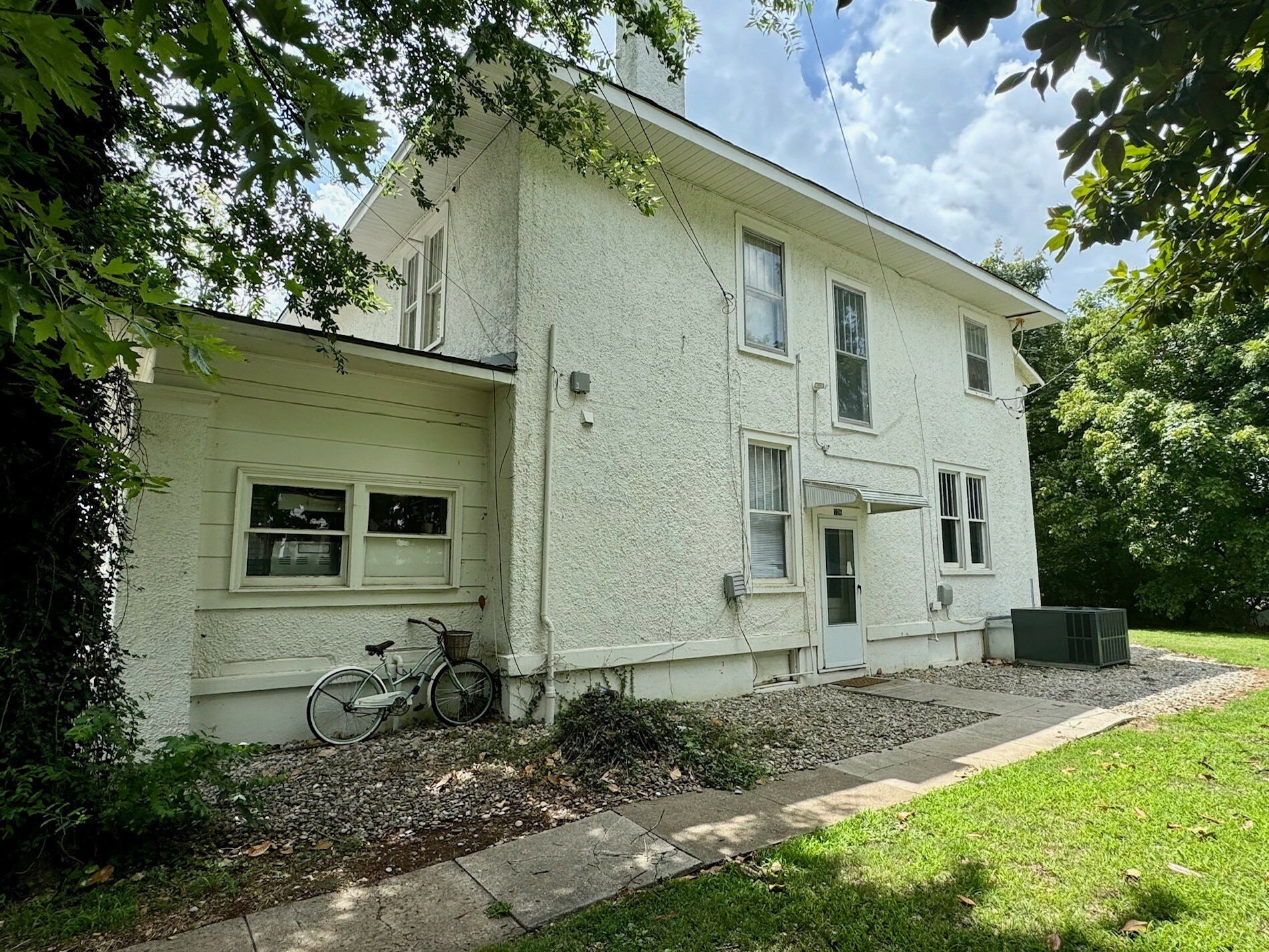 Property Photo: 106 S University St A TN 37130