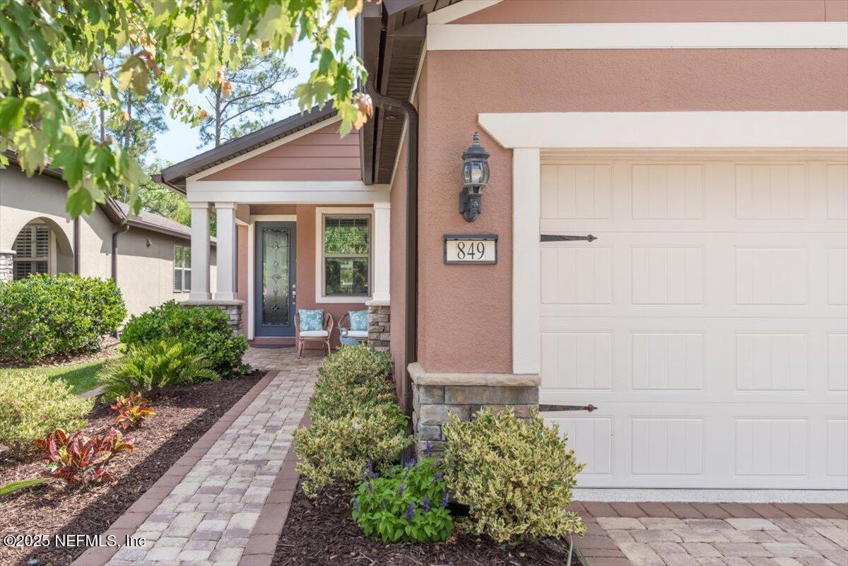 Property Photo:  849 Tree Side Lane  FL 32081 