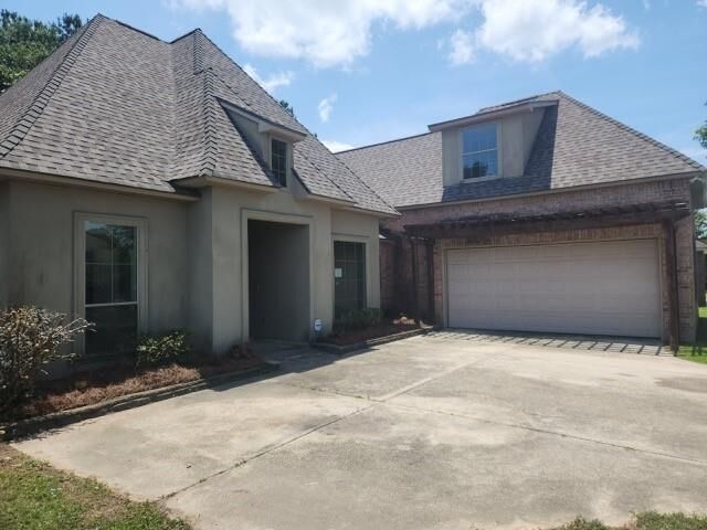 Property Photo: 12742 Diamond Lake Drive LA 70785