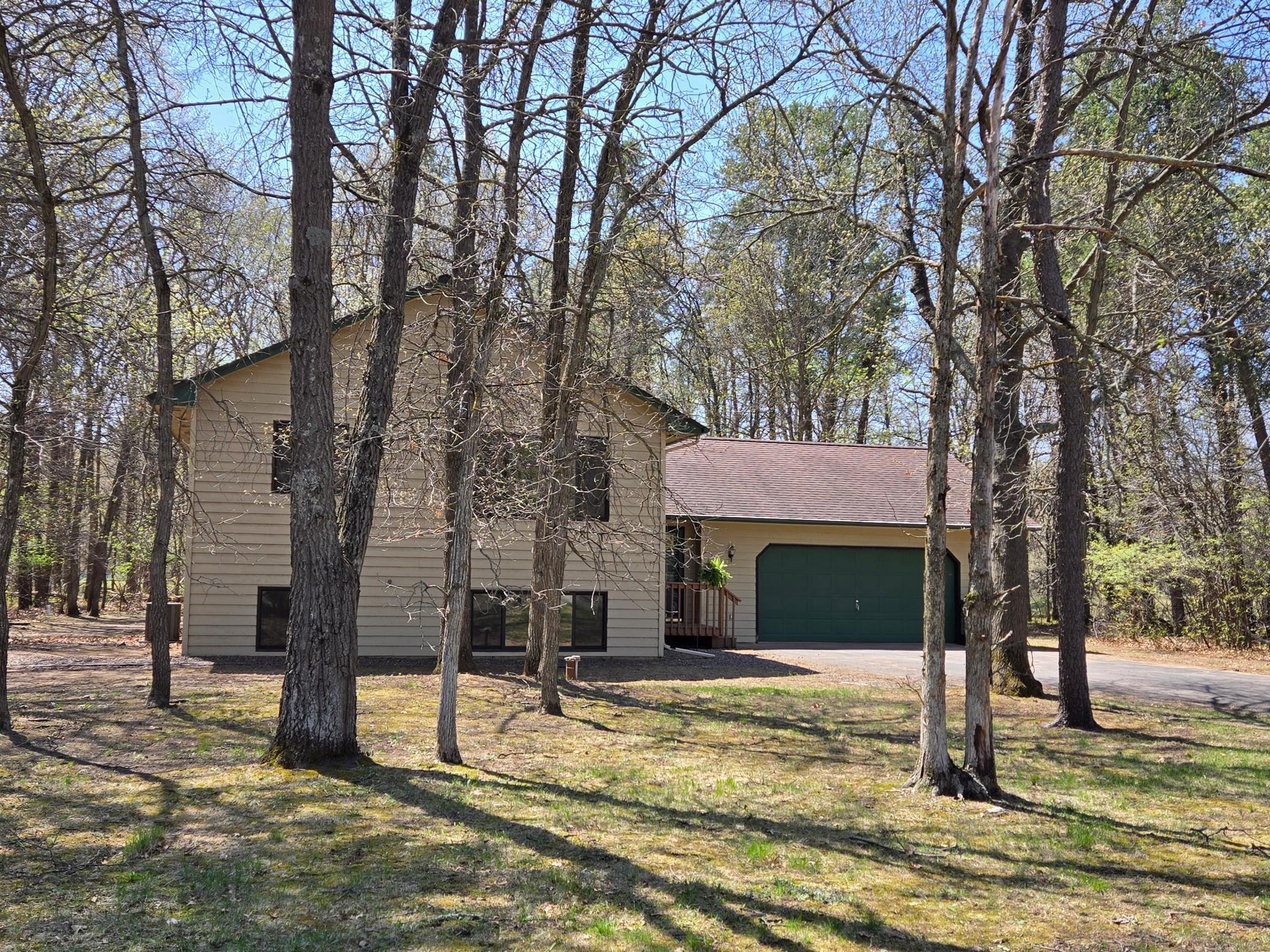Property Photo: 14595 Lynndale Lane MN 56425